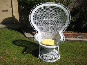 Garage Sales and Yard Sales This Weekend