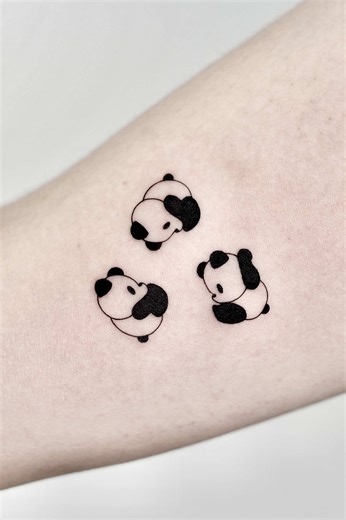 Panda🐼🐼🐼 . . . . #panda #pandatattoo #tattoo #koreatattoo #tattoo | tatto