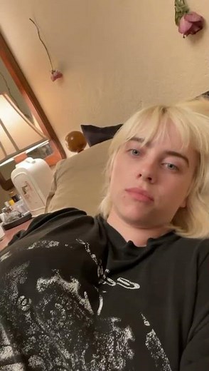 Billie Eilish boob drop leak | Billie eilish Instagram story NEW leak | tits shake #billieeilish