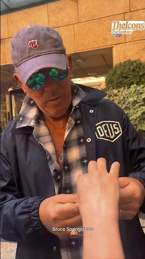 Bruce Springsteen Meets A Fans At His Hotel #brucespringsteen