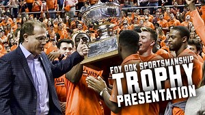 WATCH 🎥 Gus Malzahn and the Tigers welcome the Foy ODK Sportsmanship Trophy back home to Auburn during halftime of the Auburn vs Alabama basketball game | Auburn Tigers on AL.com