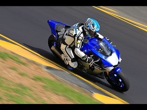 2015 YAMAHA YZF-R1 & R1M | Hiroshi Maruyama's quick bike impressions