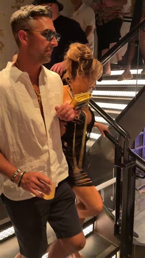 Chivalry isn’t dead. @DanteTheDon