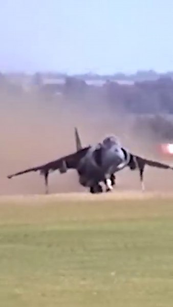77K views · 2K reactions | Harrier Kicking Up The Dust | Airshow World | Facebook