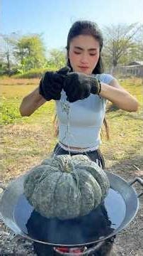 Cooking yummy deep fried pumpkin recipe