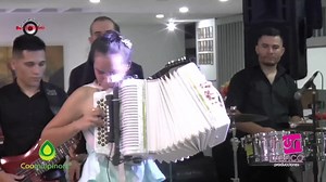 447K views · 10K reactions | Vallenato sabroso en Diciembre "Shio Shio" Feliz año, los quiero mucho, Dios los bendiga. | Isabel Sofia | Facebook