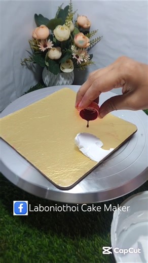 Pinkish red colour mixing #cake #colour mixing #shorts