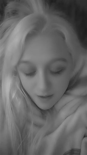 Kim Robinson (@kim_robinson_nelson08)’s videos with original sound - Retro Melody