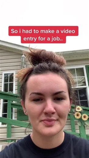 Job application video goes hilariously off script