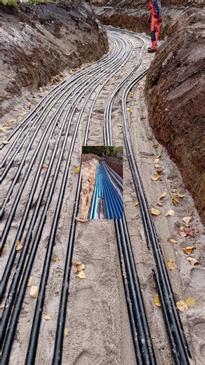 🚧 Einblick ins Gleichrichter-Unterwerk Dölitz der Leipziger Verkehrsbetriebe 🚋. Wir werfen einen Blick 🧐 hinter die Kulissen des Gleichrichter-Unterwerk Dölitz der Leipziger Verkehrsbetriebe (LVB). Im Fokus steht der Kabelzug mit: 2 x Mittelspannung 18 x Gleichstromkabel (Kabelquerschnitt 500 mm²) Dieses Technikum versorgt zuverlässig die Straßenbahnsysteme mit der notwendigen Energie und sorgt für sichere, zuverlässige Fahrten in Leipzig. #lvb #leipzig #straßenbahn #energieversorgung #infras