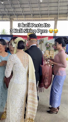 Pesta dan Tas: Pengalaman Unik di Acara