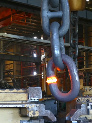 The World's Largest Chain Manufacturing Process Explained