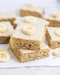 Banana Bars with Brown Butter Frosting - I Heart Naptime
