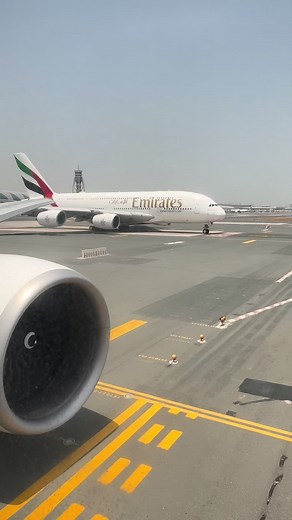 Emirates B777 Takes Off from Dubai