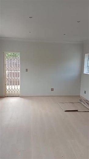 ADRIANO PROJECT 🇲🇿 🇿🇦 on Instagram: "RHINOLITE CEILING TILENG PAINTING PLASTERING BUILDING 071 776 6624 WHATSAPP AND CALL ADRIANO PROJECT 🇿🇦 🇲🇿"