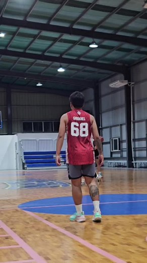 fake screen 🤣 #softwareengineer #programmer #careeradvice #workfromhome #techtok #devtok #fypシ #fyp #basketball