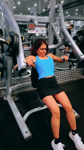 Incline Chest Press#Women Chest#ChestWorkOut#FYP#Fitnessfuelandbody