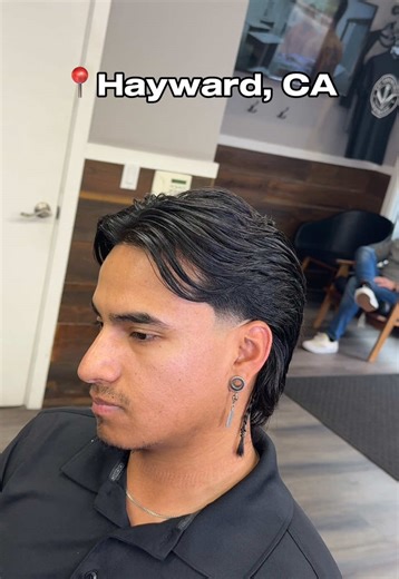 Scissor cut with taper in Hayward, CA 📍HAYWARD/BAY AREA, CA. Link in bio to book your appointment today #Haywardbarber #sanleandrobarber #fremontbarber #castrovalleybarber #unioncitybarber