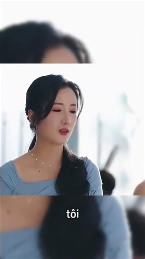 trong đám cưới của cô người chồng liên tục bám lấy mẹ