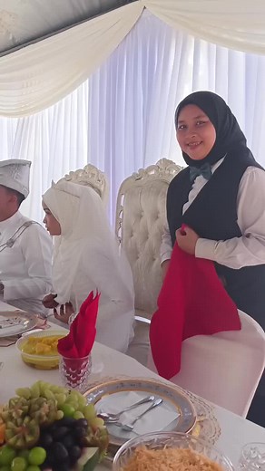 ina (@medketering)’s videos with Selawat Tafrijiyah 1 - Bazli Unic