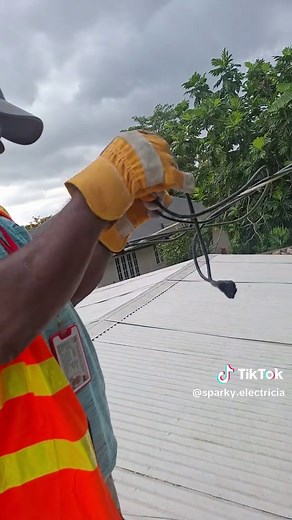 Connecting Twisted Triplex Wire in Residential Installations