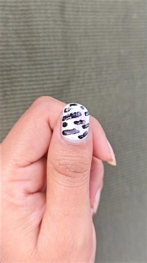 Easy Zebra Art Nail Design 💅| #shorts #nailart #viral