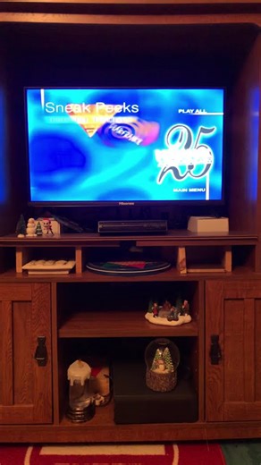 Sneak Peeks Menu from Miramax DVDs from the early 2005