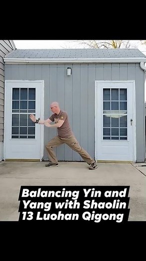 Shaolin Qigong - Old Monk Chopping Wood