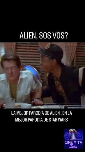 Pobre John Hurt 😂 A John Hurt le siguen saliendo Aliens de la panza en esta escena de Spaceballs (1987), la gran película de Mel Brooks que versionaba con humor, a Star Wars. Bill Pullman y John Candy, aparecen en escena. #spaceballs #melbrooks #billpullman #johncandy #comedy #comedia #humor #risa | cineytvfans