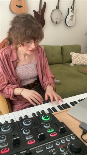 Full length "Pure Imagination" on looper pedal #piano #jazz #pureimagination #looperpedal #jazzstandard #music #celiatewey | Celia Tewey