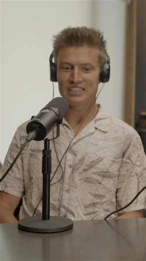 Yak Overland :: Exploring the World in a Land Rover Defender 🎙️- Join @scott.a.brady and Matt Scott ( @mattexplore ) as they talk to David and Ellie, the adventurous couple behind Yak Overland, on this episode of the @overlandjournal Podcast. Discover the incredible stories from their journeys through Central Asia and the Pan-American Highway in their trusty 1997 Land Rover Defender 110. They share their experiences at overlanding events, navigating different terrains, and the warmth and hospit