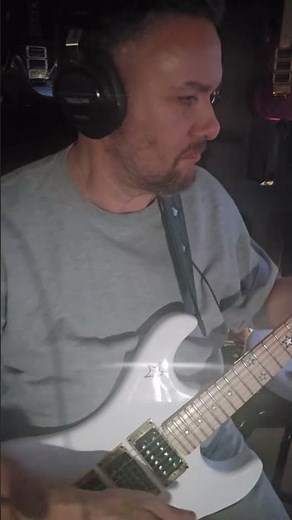 Bon Jovi, Last Man Standing, intro