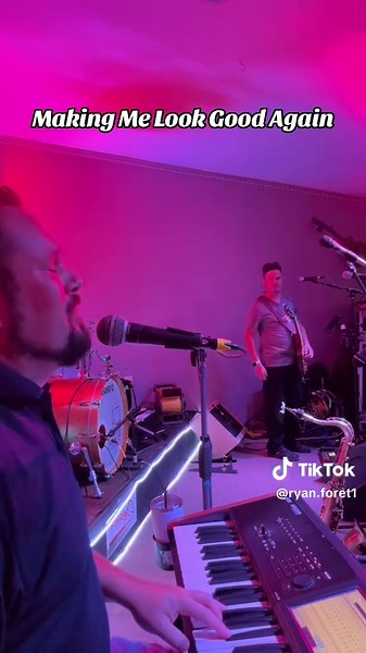 Ryan Foret Performs 'Making Me Look Good Again' Live