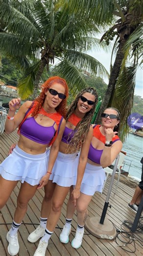 Super Power Dance on Instagram: "👑 Joga pro Coroa 👑 Já que hoje é dia de #tbt Vamos com essa que é sucesso e a gente ama essa coreô! ❤️ 🎶 Música: Solta a Carta l 🎤 Artista: Tigrinho - Versão: Banda Pli 🧠 Dc: @anderson_monti & @claudiofrota3d 💃🏻 Dançarinas: Michelli | Carol | Jamile Pelos olhos 📹 da @debs.visuals Edição: @michellidance Curte e comenta! ❤️ 😍 😘 #SoltaACarta #BandaPli #Tigrinho #FitDance #SuperPowerDance"