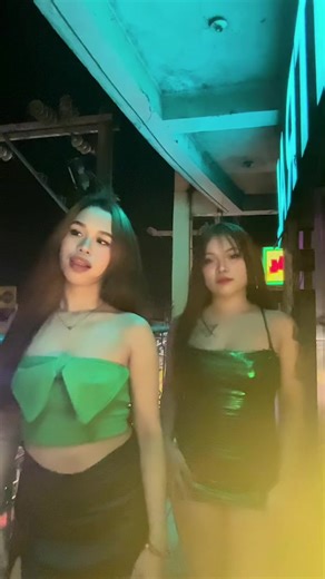 TCC Girlies 🩷 (@theclubcentral1)’s videos with original sound - G