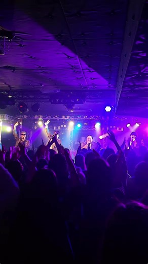 真っすぐ！#clownscrown #クラウンズクラウン #歌 #歌うま