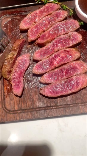 Sweetie ❤️ Rare Beef 🥩 Steak #food #viral #shorts