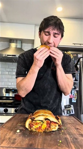 How to make Shakshuka into a sandwich