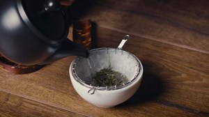 Ocha & Co. Organic Sencha - Loose Leaf Japanese Green Tea - High Grade Sencha Green Tea - Mild, Rich & Refreshing Premium Tea, 100g/3.5oz.