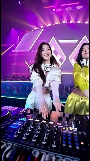 DUO Power! 👯‍♀️ Twin DJs Bring Double the Energy and Style! ⚡️ BeatStorm