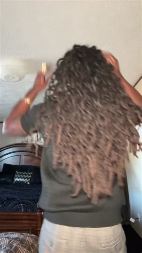 Locs final BOSS !! 🤎 #locs #locstyle #locmen #fyp #foryou #explore #locstyle #dreadhead #blackmen #fit #viral #viral