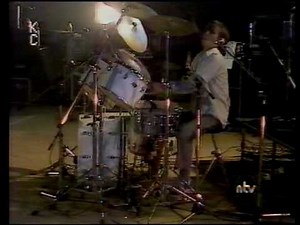 ŠARLO AKROBATA live @ music biennale zagreb (1981)