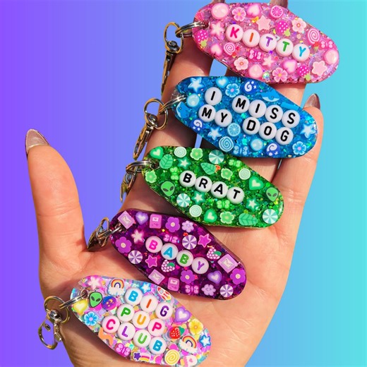 Custom Resin Motel Keychain, Letter Bead Motel Keychain, Personalized Keychain - Etsy