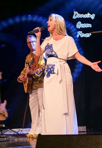 Dancing Queen Fever - 18.10.2025 - KATiELLi Theater 🩷💃🏼 #abba #dancingqueen #singing #musical #fever
