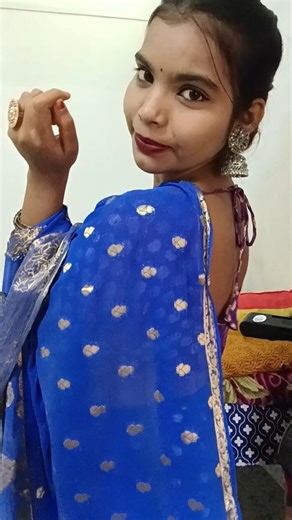 Indian beauty in motion 🌸 | Saree elegance captured #shorts