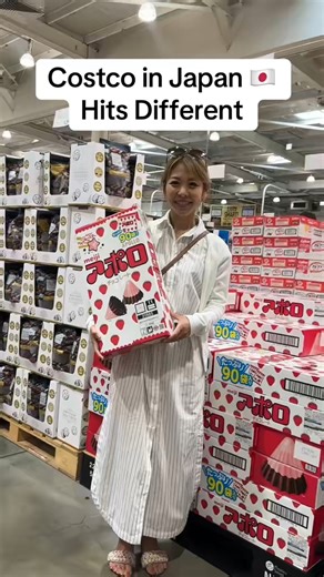 Costco Japan feels familiar… until it doesn’t 😭🇯🇵 The food court, the snacks, the chaos—what would you try first? Follow for more! 🧡 Tag someone who’d do this with you! #Japan #Costco #Tokyo #JapanFood #Travel | Allstar Steven