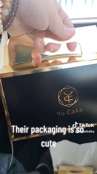 Yu Cake in L.A area. #YuCake #Dessert #Crepes