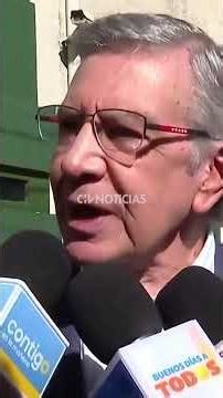 On the verge of tears, Joaquín Lavín visited his son while he was in pretrial detention.