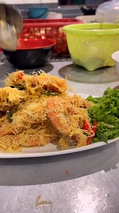 udang butter ore lain wak tak tahu taro mano comel kito buat taro ni jah blh habis comel dah ni bagi kito | Budak Kampung