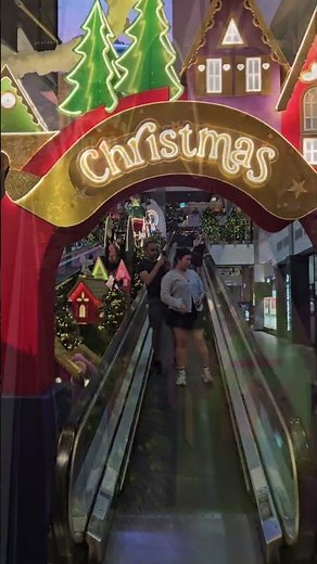 🎄✨ Broadway Sydney Christmas Decorations #SydneyChristmas